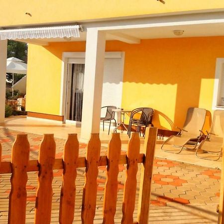 Apartman Колан Экстерьер фото